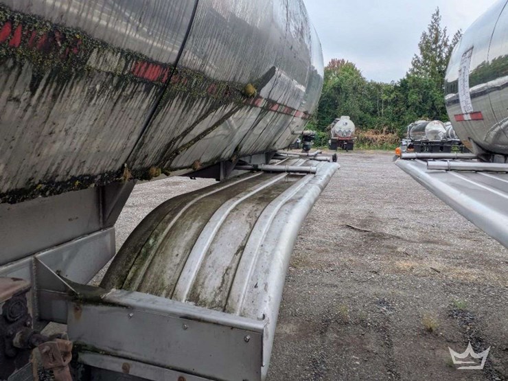 1993-brenner-307-ss-insulated-t/a-chemical-tanker-trailer-image-21