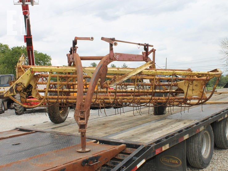 new-holland-256-image-3