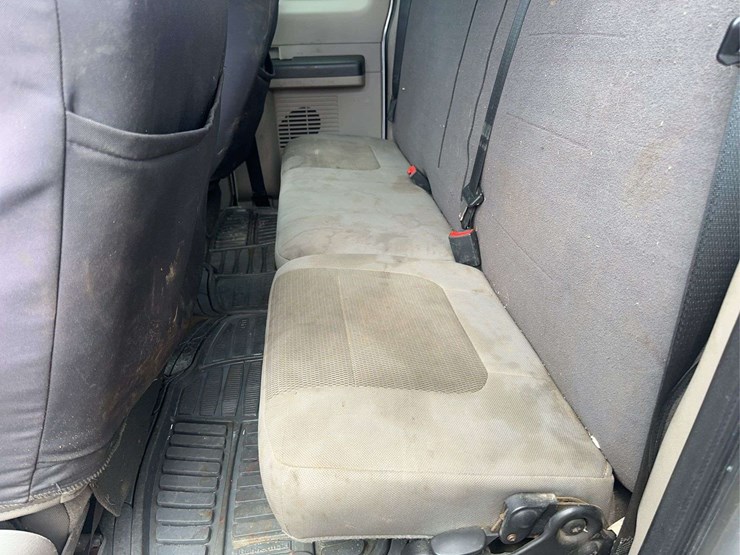 2010-ford-f250-xlt-image-25