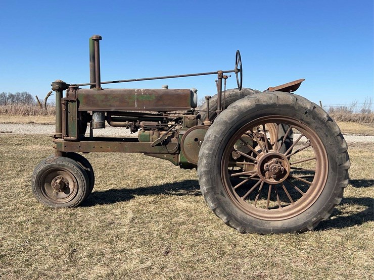 john-deere-model-b-image-2