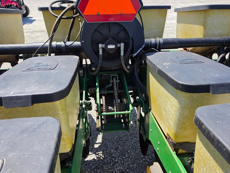 1993-john-deere-7200-image-8