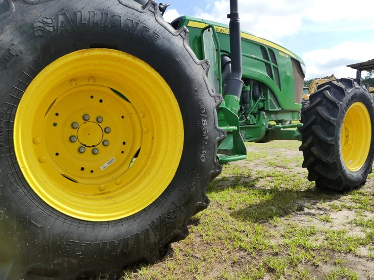 2024-john-deere-5120m-image-7
