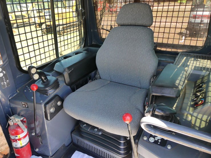 2019-deere-650k-lgp-image-9