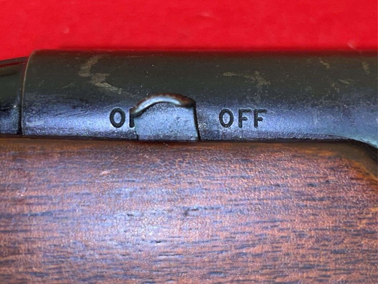 o.f.-mossberg-&-sons-model-351ka-.22-lr-rifle-image-14