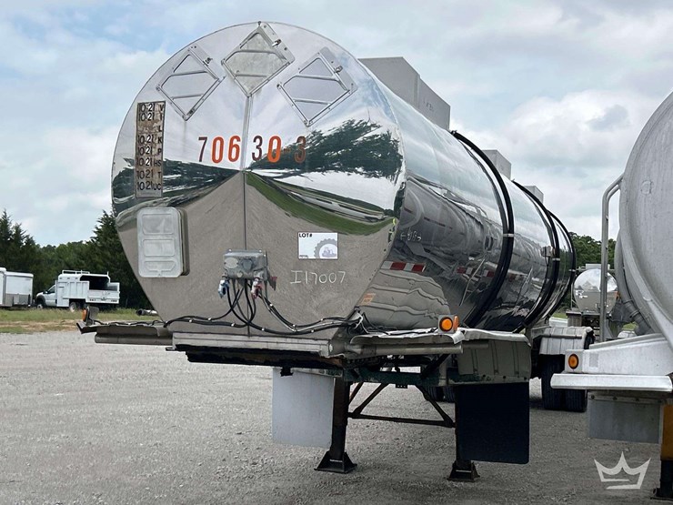1987-polar-307-ss-3-comp-ss-insulated-t/a-chemical-tanker-trailer-image-1