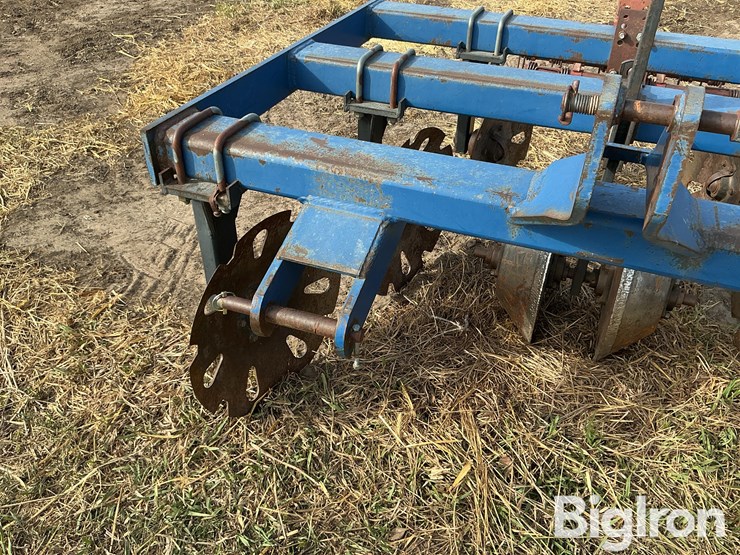 blu-jet-track-closer-image-10