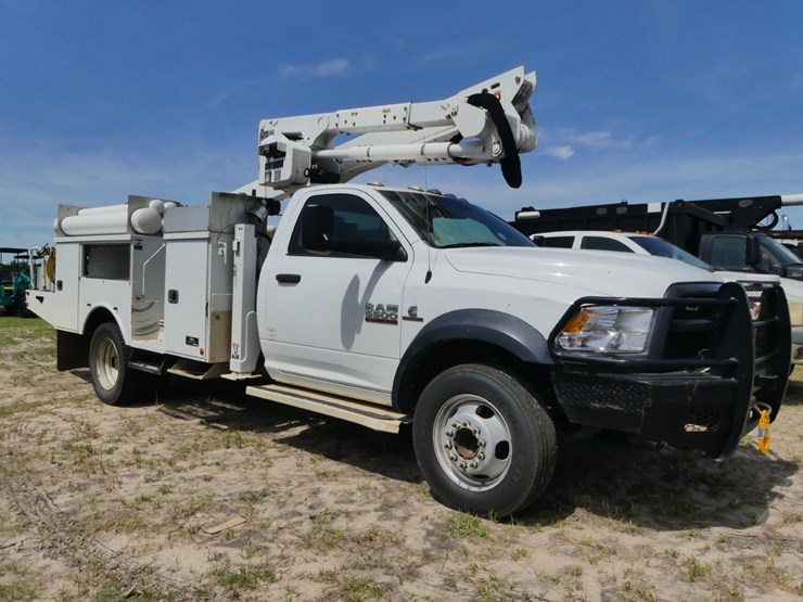 2016-ram-5500-image-1