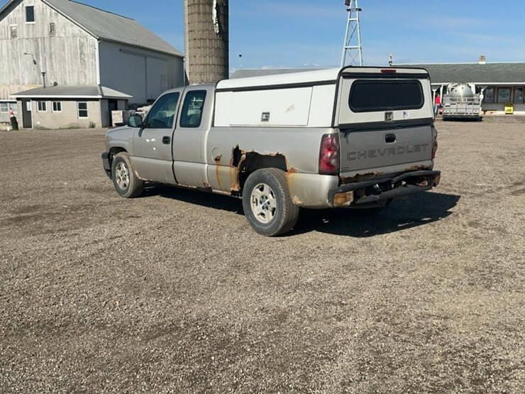 2006-chevrolet-silverado-1500-image-3