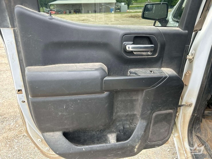 2019-gmc-sierra-1500-image-18