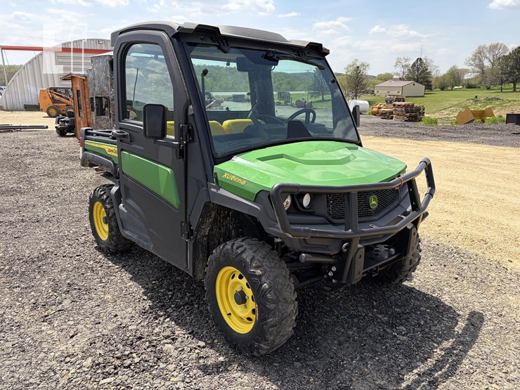 john-deere-gator-xuv-835m-image-4