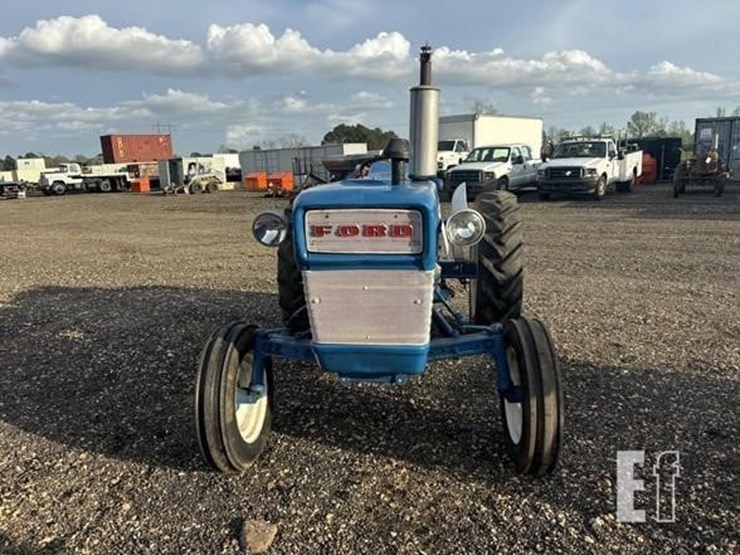 ford-3000-image-2