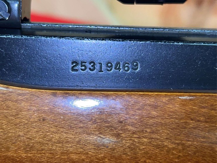 glenfield-model-60-semi-automatic-rifle-.22-lr-image-15