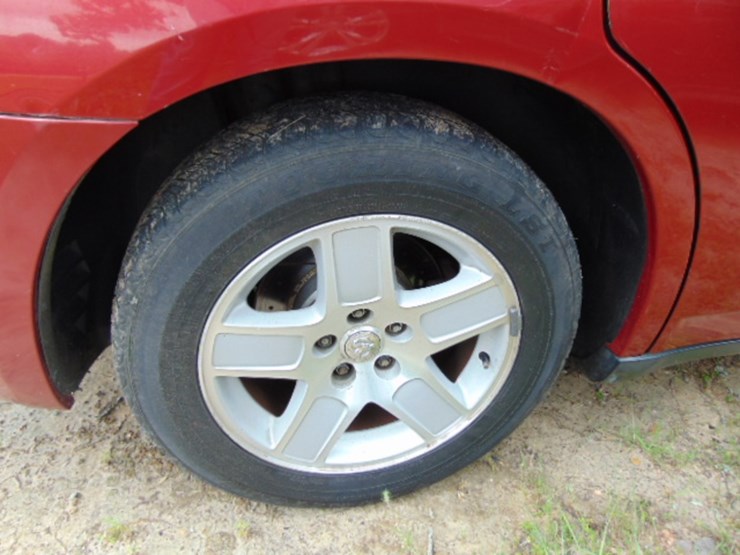 2010-chevrolet-traverse-image-3