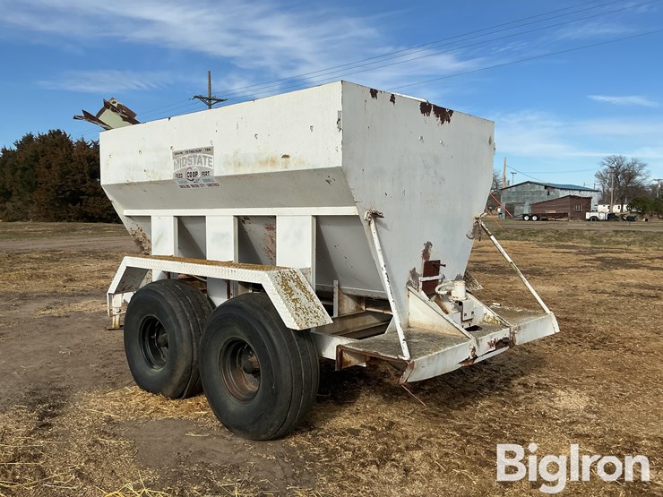 piester-dry-fertilizer-spreader-image-7