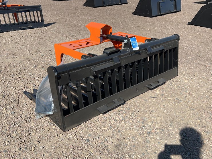 skeleton-grapple-bucket-image-4