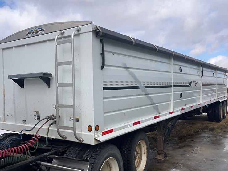 2011-precision-hopper-trailer-image-22