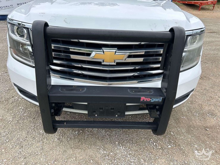 2020-chevrolet-tahoe-image-22