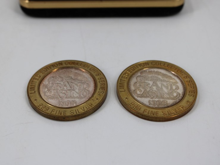 #36144-•-(2)-.60-oz-each-silver-with-gold-outer-ring-1995-image-11