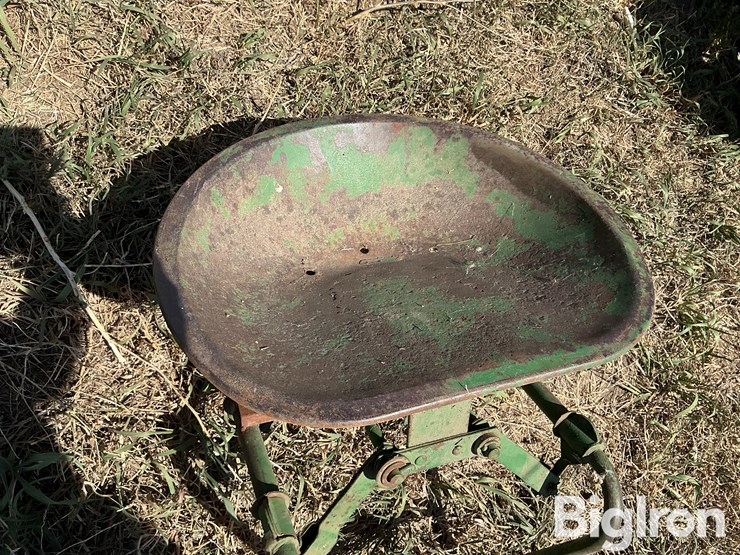oliver-tractor-parts-image-12