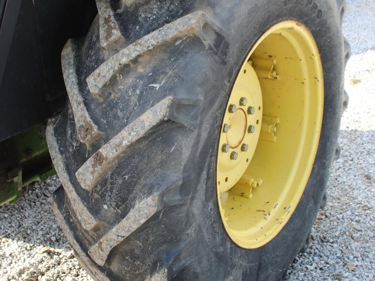 john-deere-2555-image-12