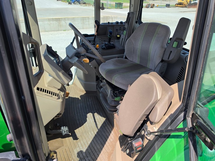 2012-john-deere-6430-image-10