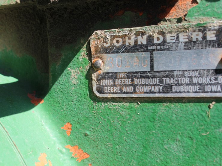 john-deere-301-image-9