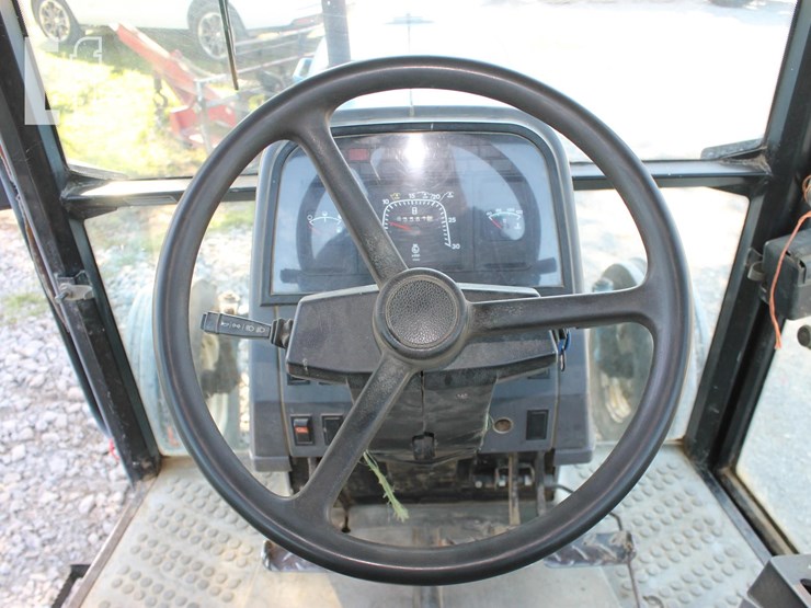 ford-8240a-image-18