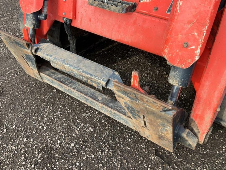 kubota-svl90-2-image-9