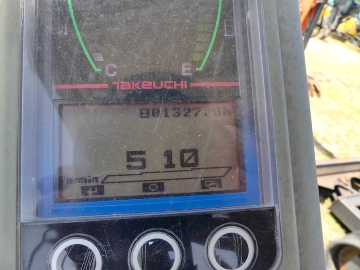 2020-takeuchi-tb225-image-15