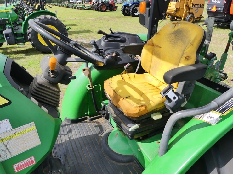 2018-john-deere-5075m-image-10