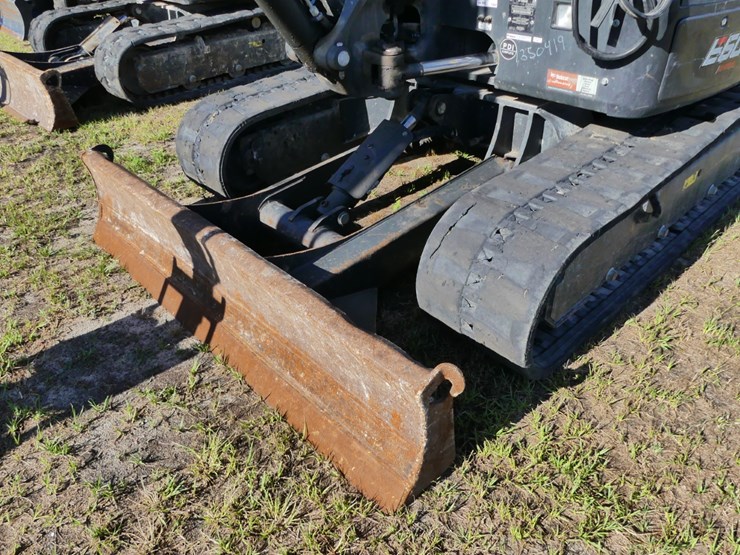 2024-bobcat-e60-image-10