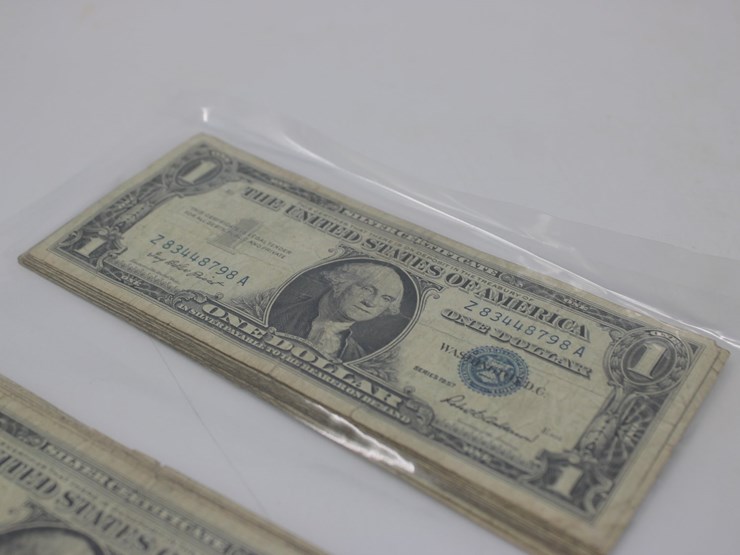 #36132-•-(25)-silver-certificates-|-1957,-57a,-57b,-1-dollar-bills-image-4