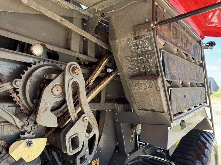 2021-massey-ferguson-2270-image-61