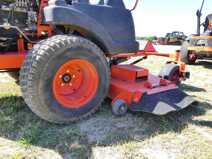 bad-boy-zero-turn-mower-image-7