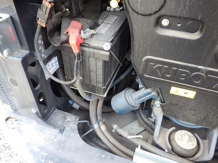 2024-kubota-svl75-3-image-13