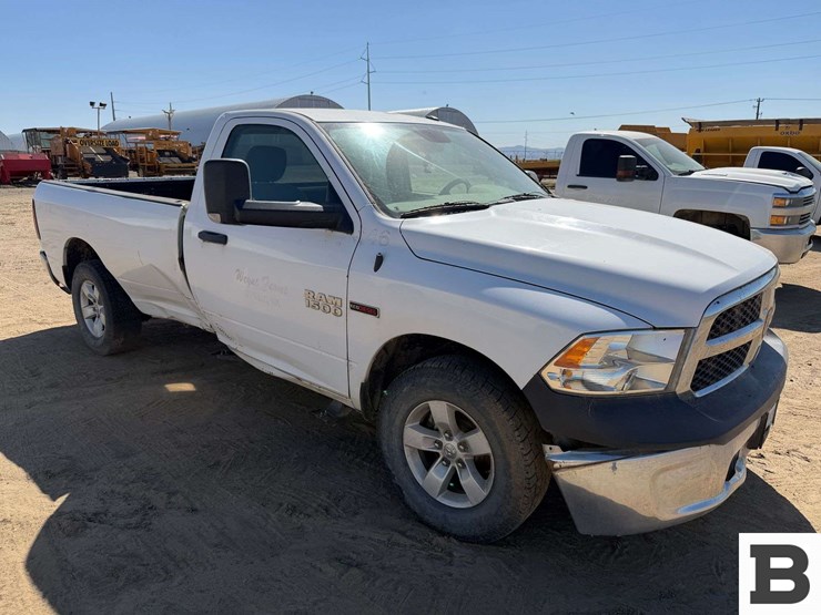 2014-dodge-1500-image-5