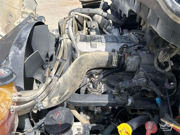 2014-international-durastar-4300-image-9