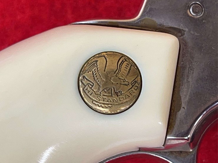 high-standard-double-nine-revolver-.22-caliber-image-18
