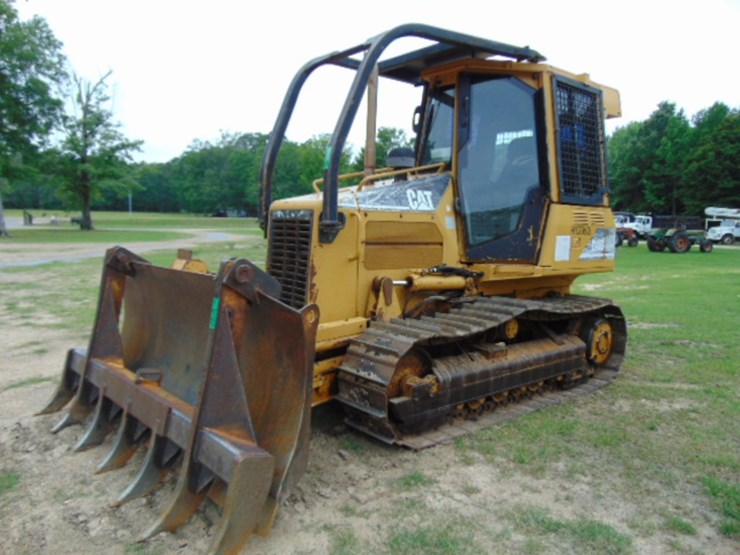 2005-caterpillar-04gxl-dozer-image-1