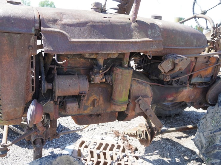 #2408-•-farmall-cub-a-tractor-with-sickle-bar-mower-image-10