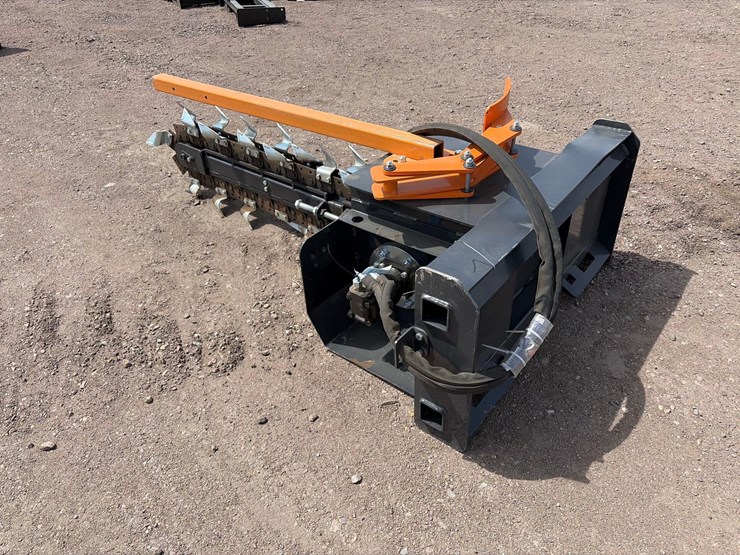 unused-2025-wolverine-tcr-12-48h-skid-steer-trencher-image-4