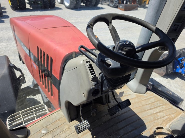 case-ih-mx240-image-8
