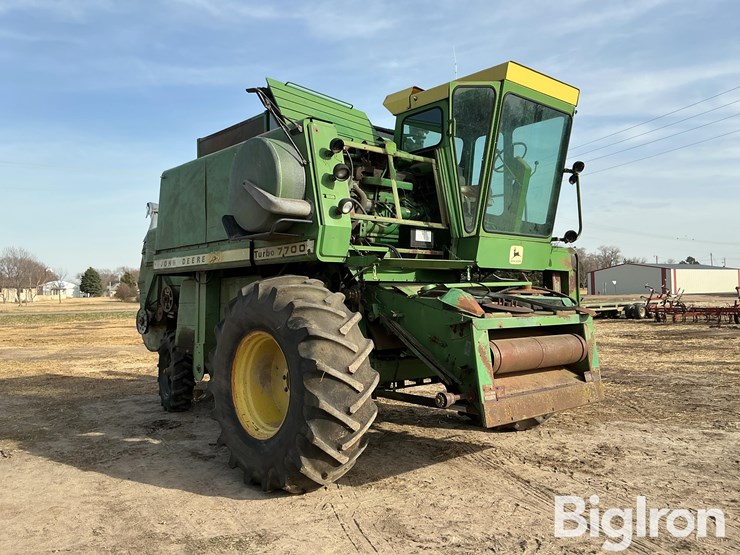 john-deere-7700-image-3