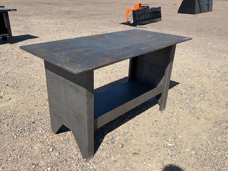 shop-table-image-2
