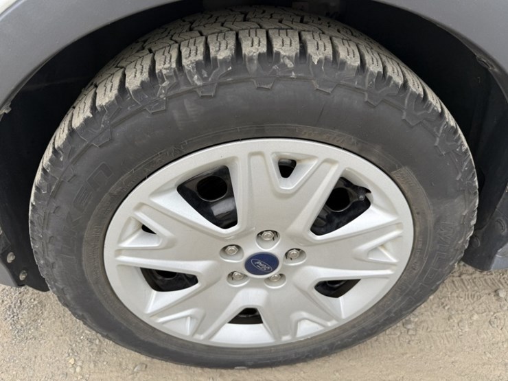 2016-ford-escape-image-15