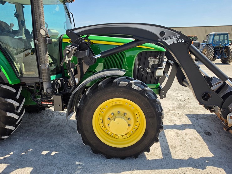 john-deere-7520-image-22