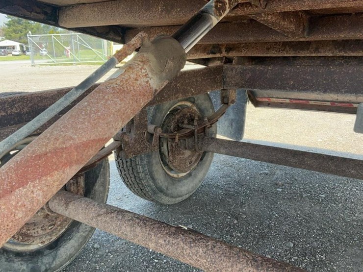 #2205-•-2012-sure-trac-st7210dod\ufffdb\ufffd100-dump-trailer-image-10