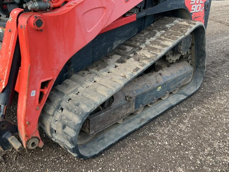 kubota-svl90-2-image-10