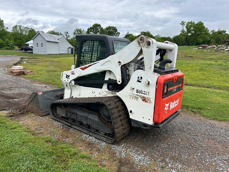 2022-bobcat-t770-image-5