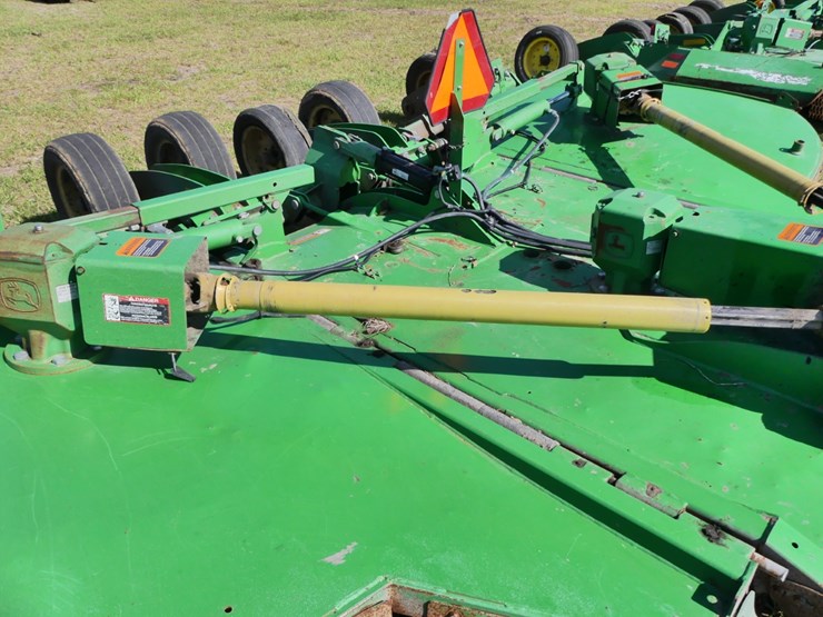 2024-john-deere-fc15r-image-4